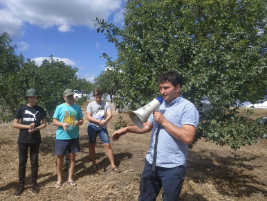 Ziua Câmpului la Olișcani, ocazie pentru a învăța despre practicile agricole din sistemul ecologic